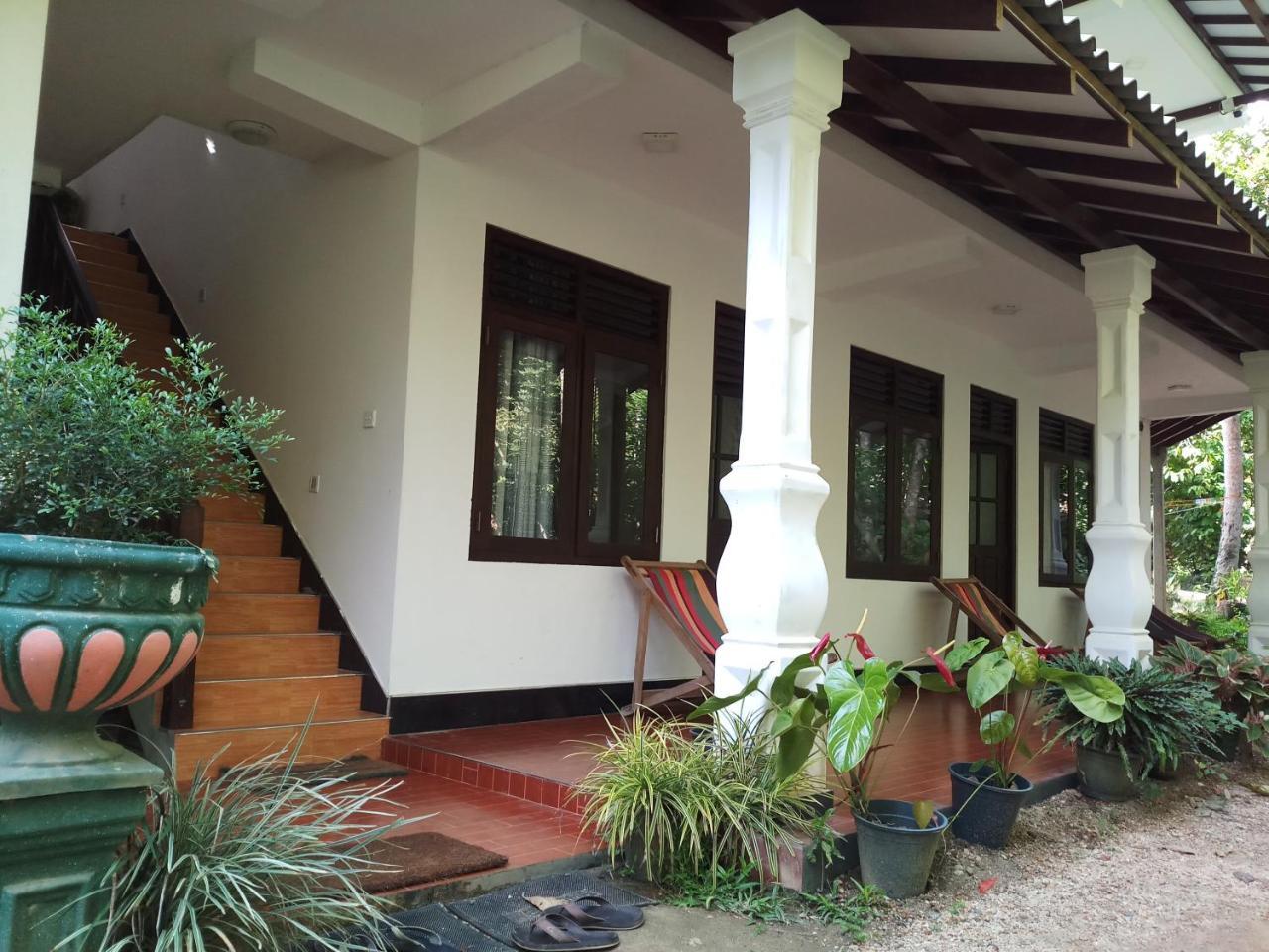 Piumi House Dickwella Exterior foto
